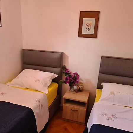 Apartment Bakaric Veli Losinj Exterior photo
